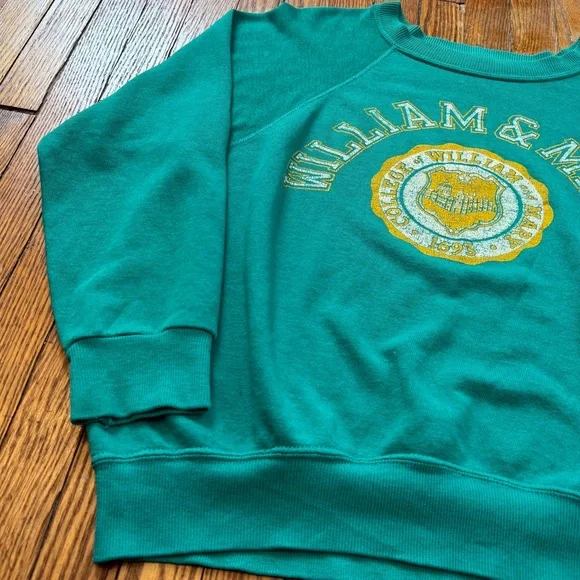 60’s College of William & Mary True Vintage Crewneck Sweater - Picture 4 of 16